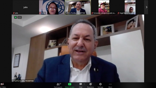 Director Promipyme dicta charla sobre “Educación Financiera”